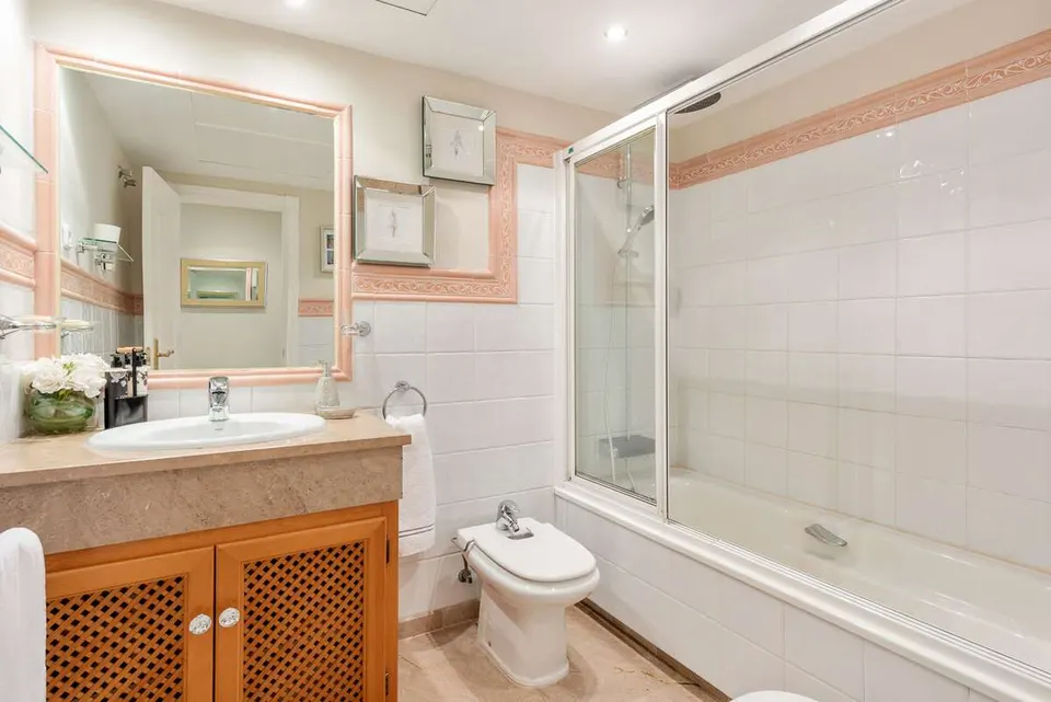 Apartament z widokiem na morze w Marbelli — zdjęcie