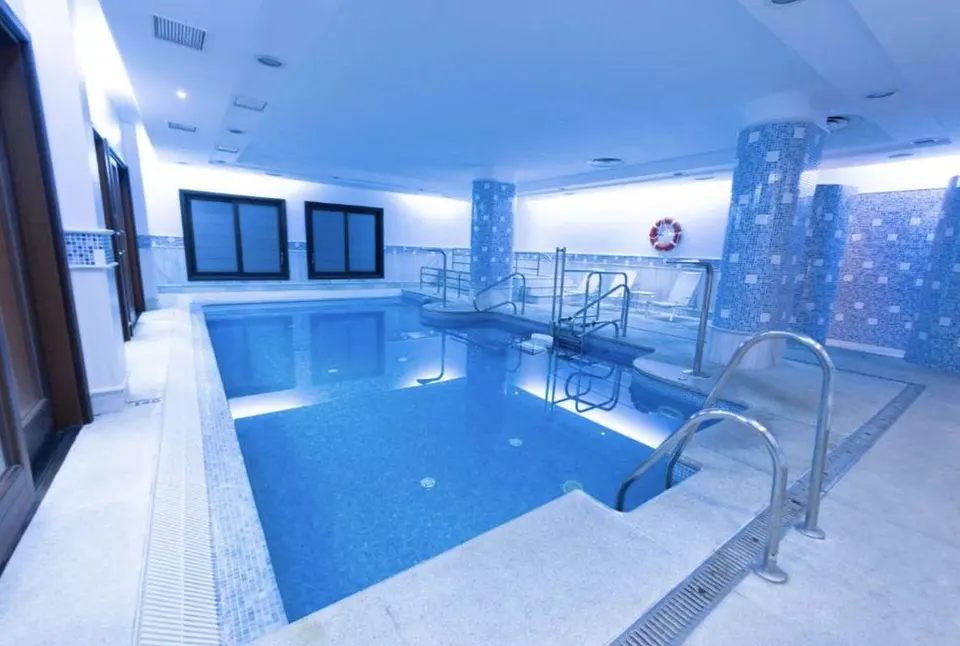 Apartament w Esteponie — zdjęcie 1 z 16
