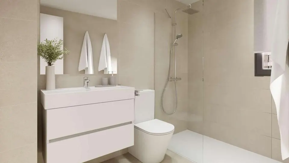 Apartamenty z widokiem na morze w Esteponie — zdjęcie