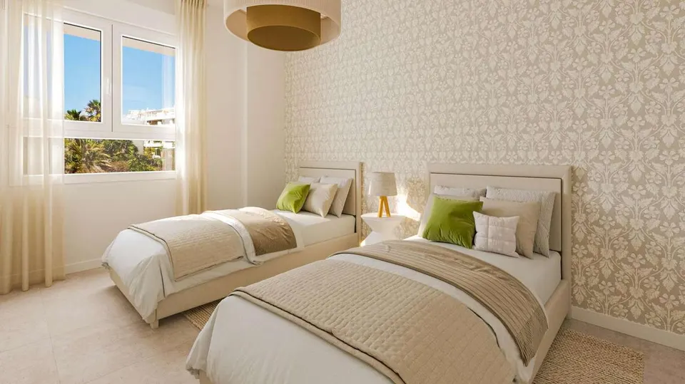 Apartament z prywatnym ogrodem w Mijas — zdjęcie