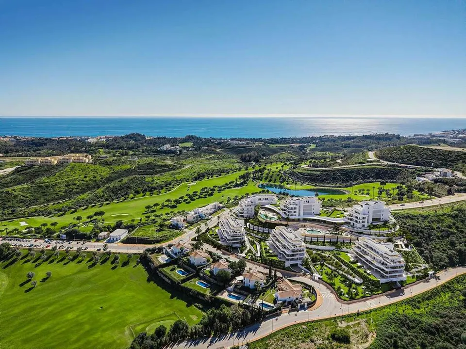 Apartament z kompleksem w Mijas — zdjęcie