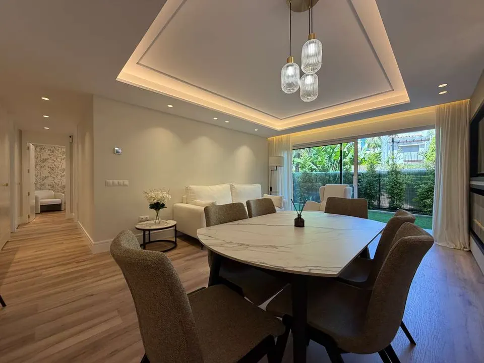 Apartament na plaży w Marbelli — zdjęcie