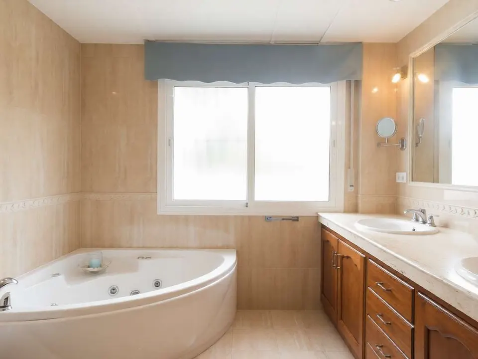 Dom z widokiem w Coín — zdjęcie