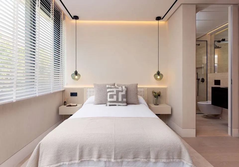 Penthouse przy plaży w Esteponie — zdjęcie