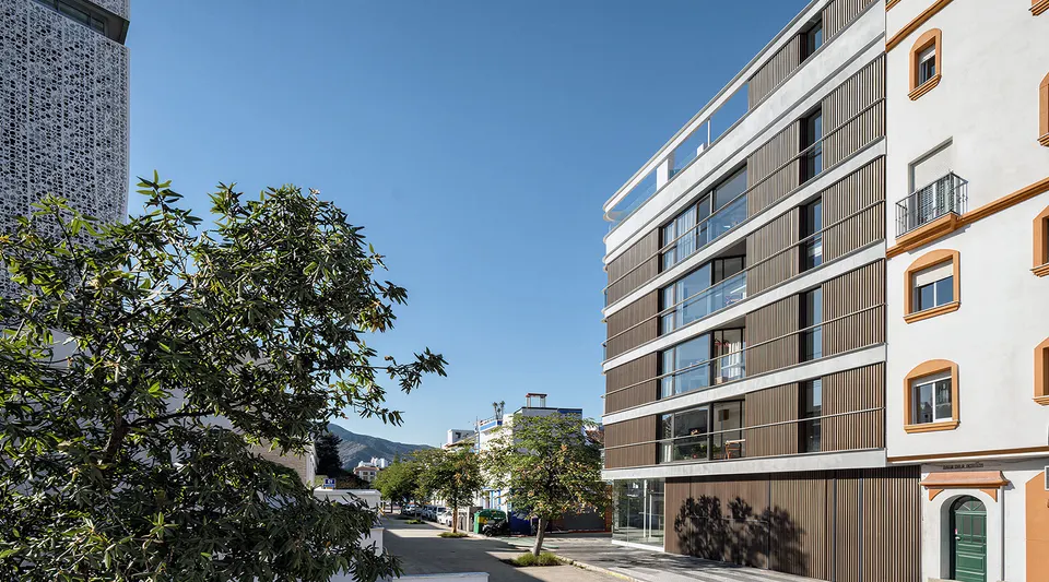 Apartamenty w sercu Estepony — zdjęcie