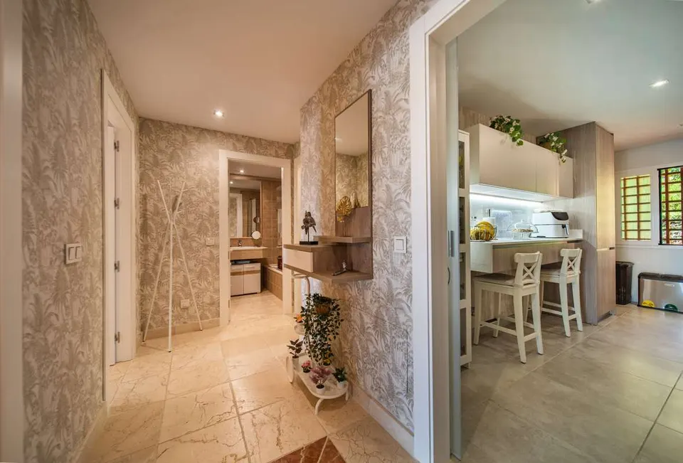 Apartament w kompleksie golfowym w Esteponie — zdjęcie