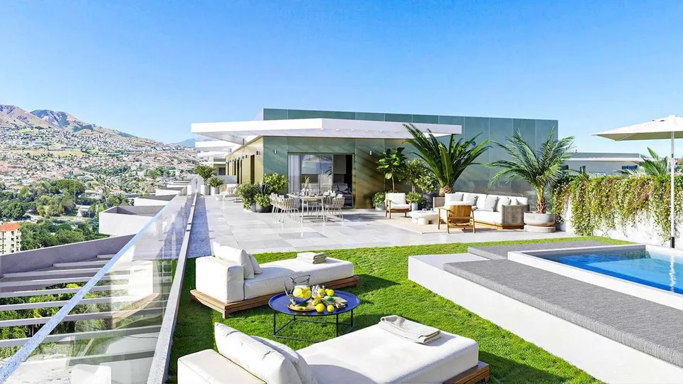 Apartament z tarasem w Mijas — zdjęcie