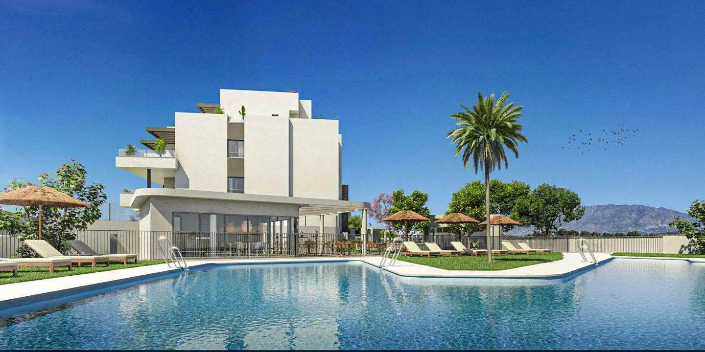 Apartament z prywatnym ogrodem w Mijas