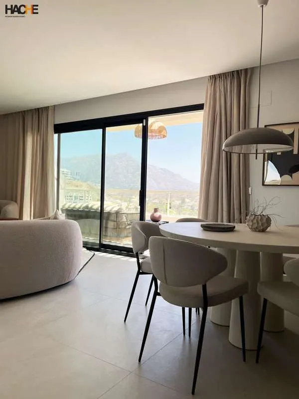 Penthouse z tarasem w Benahavís — zdjęcie