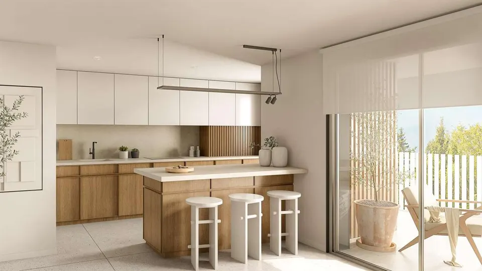 Penthouse z basenem w Esteponie — zdjęcie