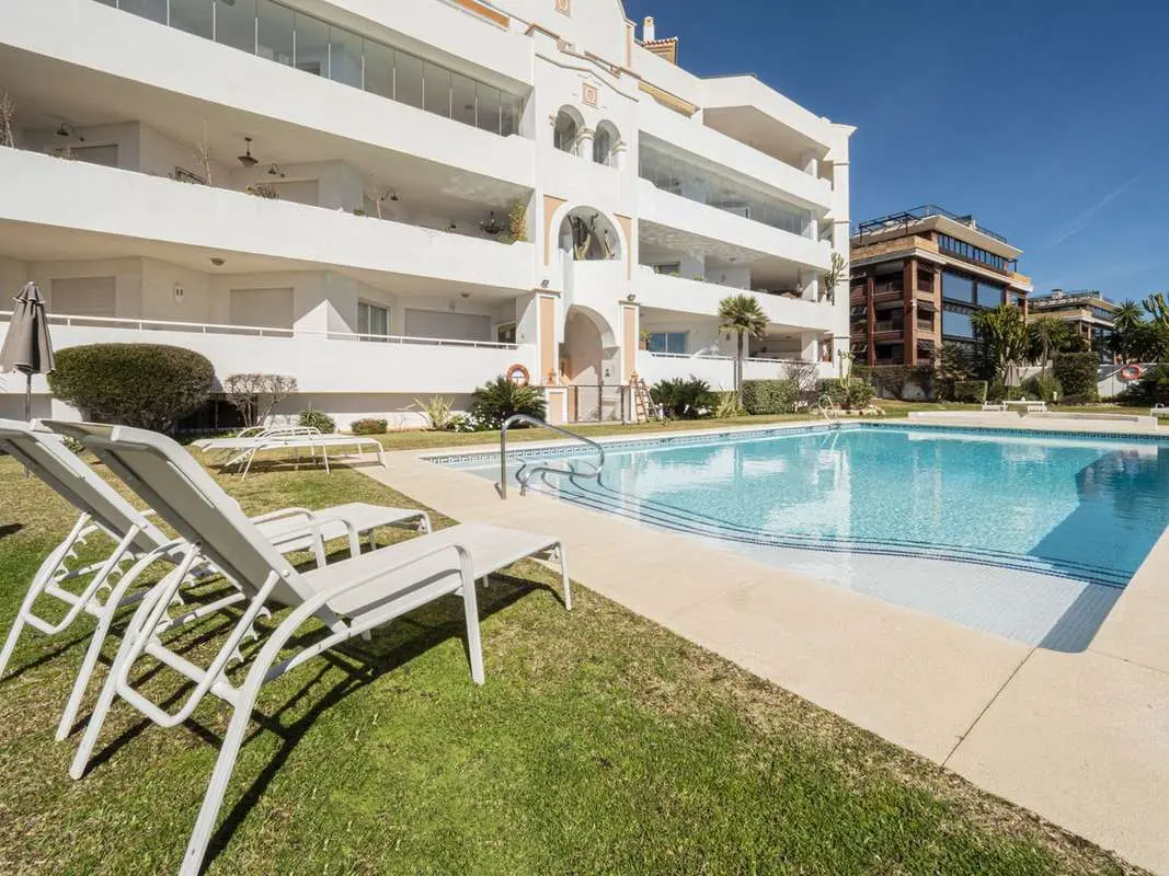 Apartament przy plaży w Marbelli