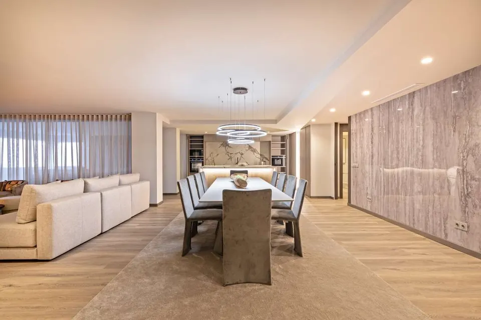 Apartament w sercu Puerto Banús w Marbelli — zdjęcie