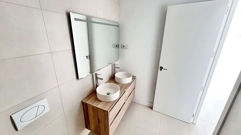 Apartament z ogrodem w Fuengiroli — zdjęcie