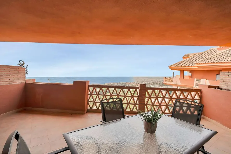 Apartament z widokiem na morze w Benalmádena — zdjęcie