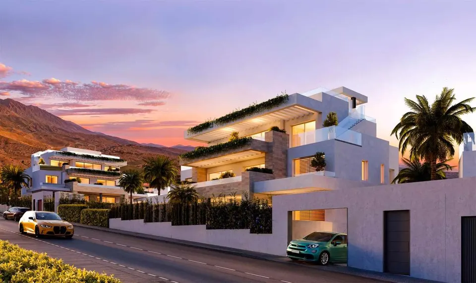 Apartament z ogrodem w Casares — zdjęcie