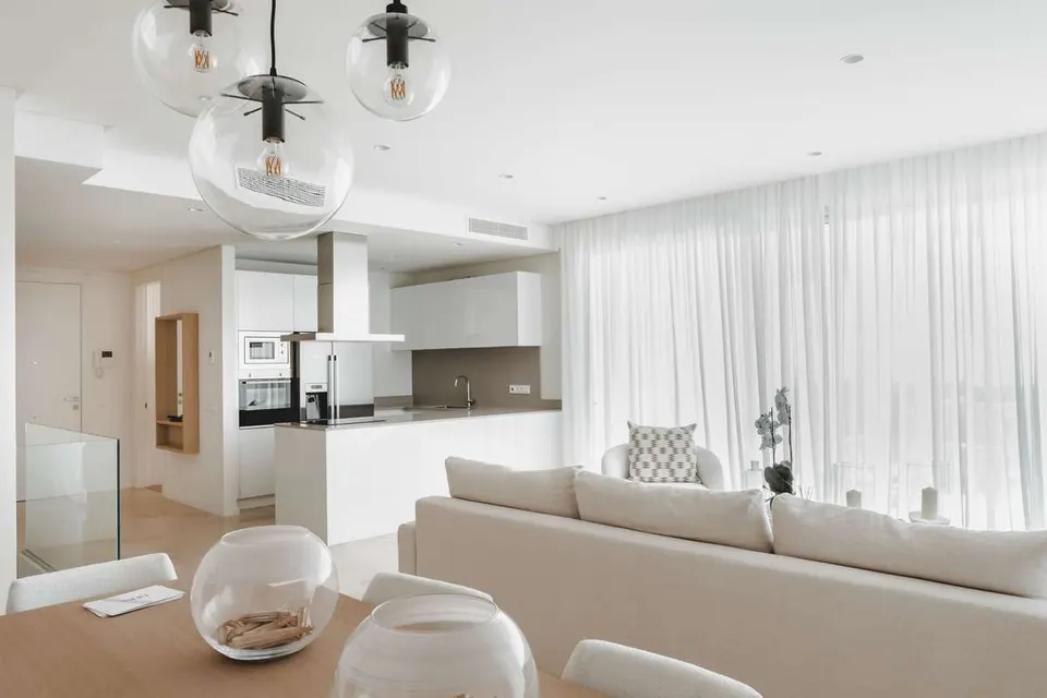 Apartament z tarasem w Benahavís — zdjęcie