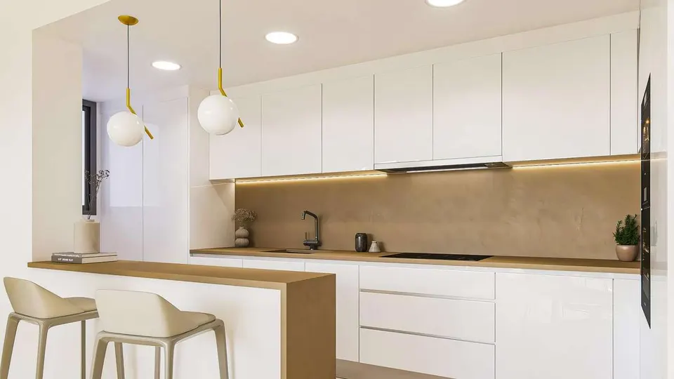 Penthouse z widokiem na morze w Esteponie — zdjęcie