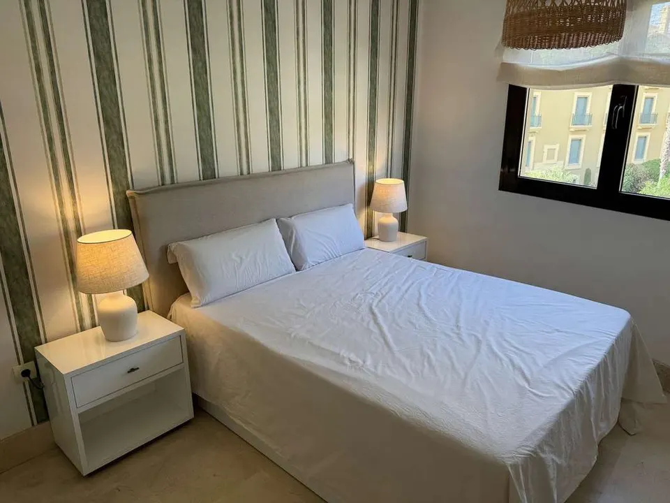 Apartament w porcie w Sotogrande — zdjęcie