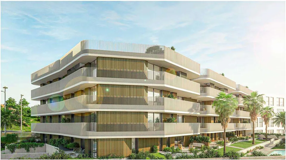 Apartament z widokiem na morze w Esteponie — zdjęcie