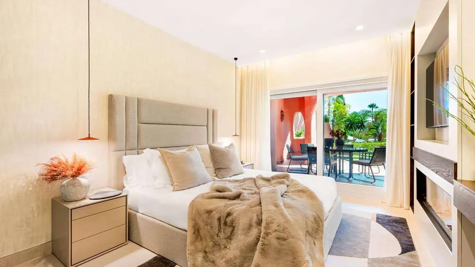 Apartament przy plaży w Esteponie — zdjęcie