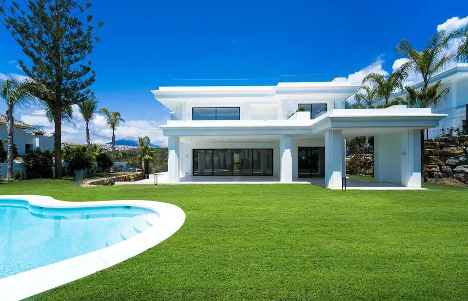 Willa z prywatnym basenem w Marbelli — zdjęcie