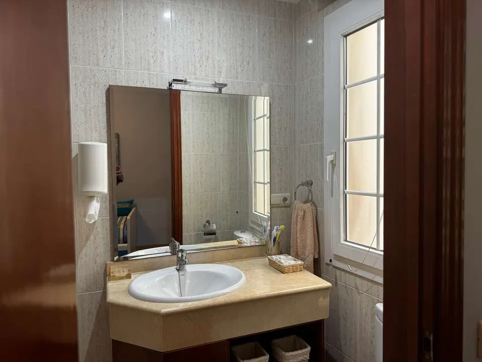 Apartament z balkonami w Maladze — zdjęcie