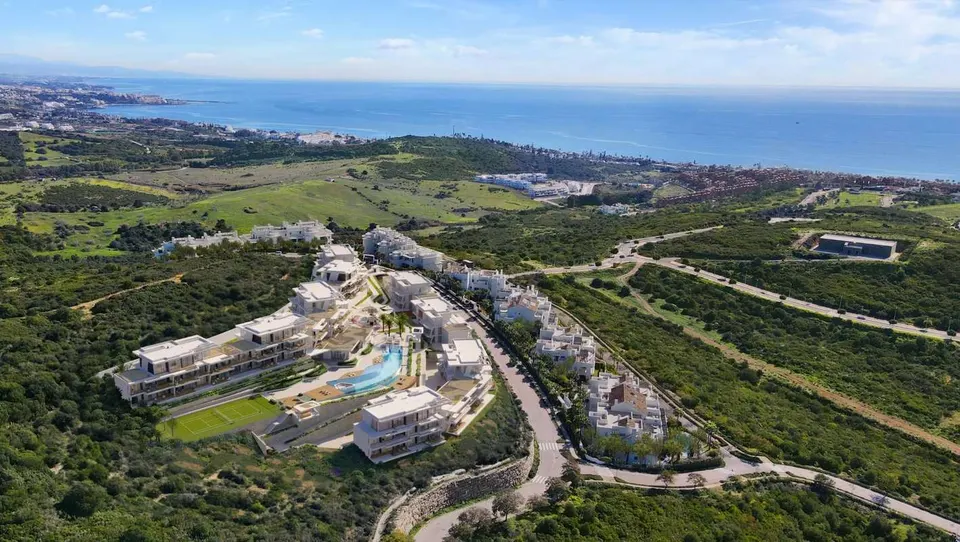 Apartament blisko pola golfowego w Casares — zdjęcie