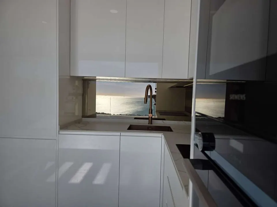 Apartament z widokiem na morze w La Alcaidesa — zdjęcie