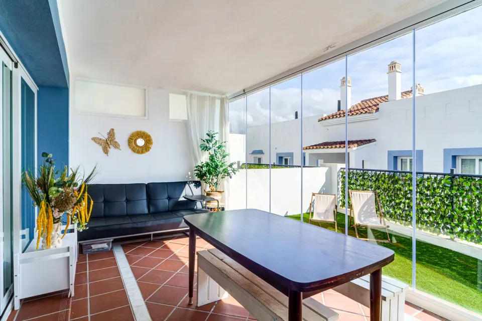 Apartament z basenami w Benahavís — zdjęcie