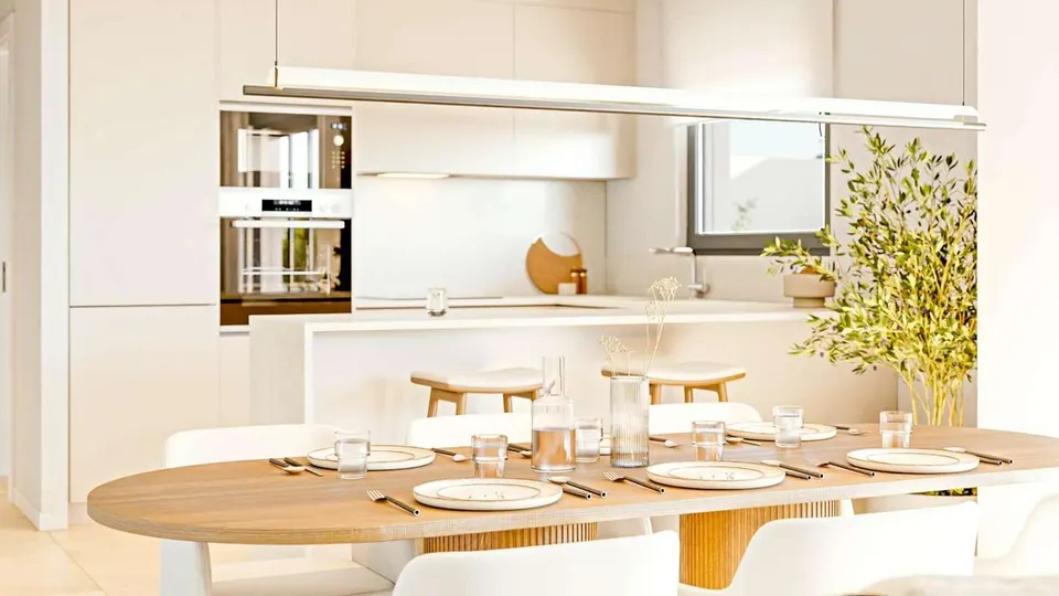 Penthouse z solarium w Esteponie — zdjęcie