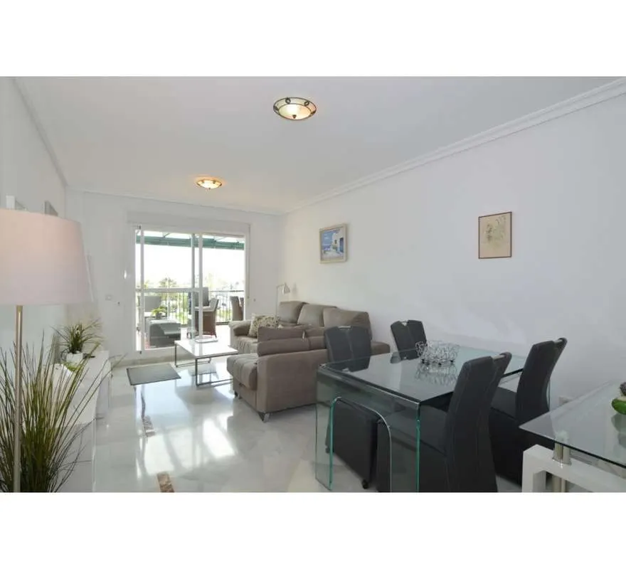 Penthouse z tarasem w Marbelli — zdjęcie