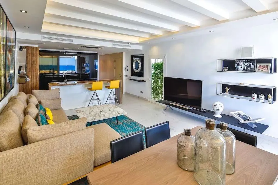 Penthouse z widokiem na morze w Marbelli — zdjęcie